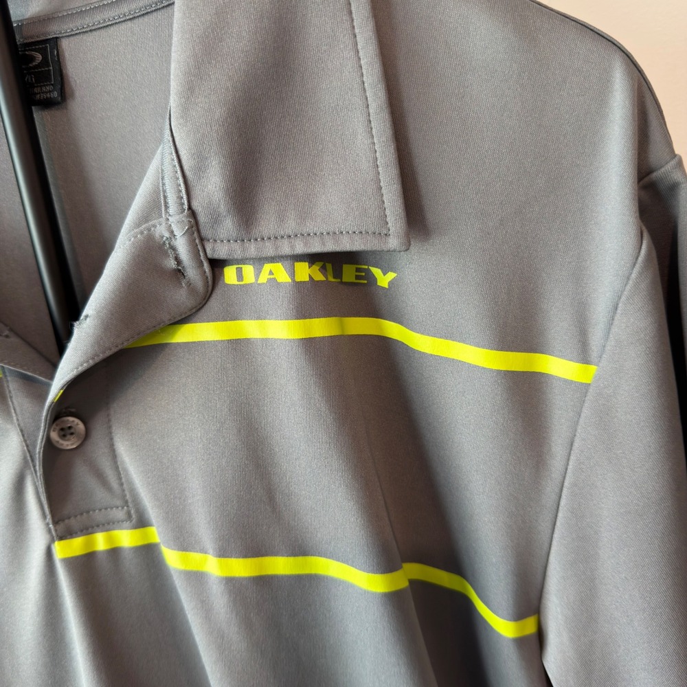 Oakley Mens Gray Short Sleeve Polo Shirt Neon Yellow Stripes Logo Large L - Picture 2 of 6